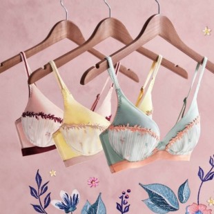 アモスタイル By トリンプ ディアモール大阪