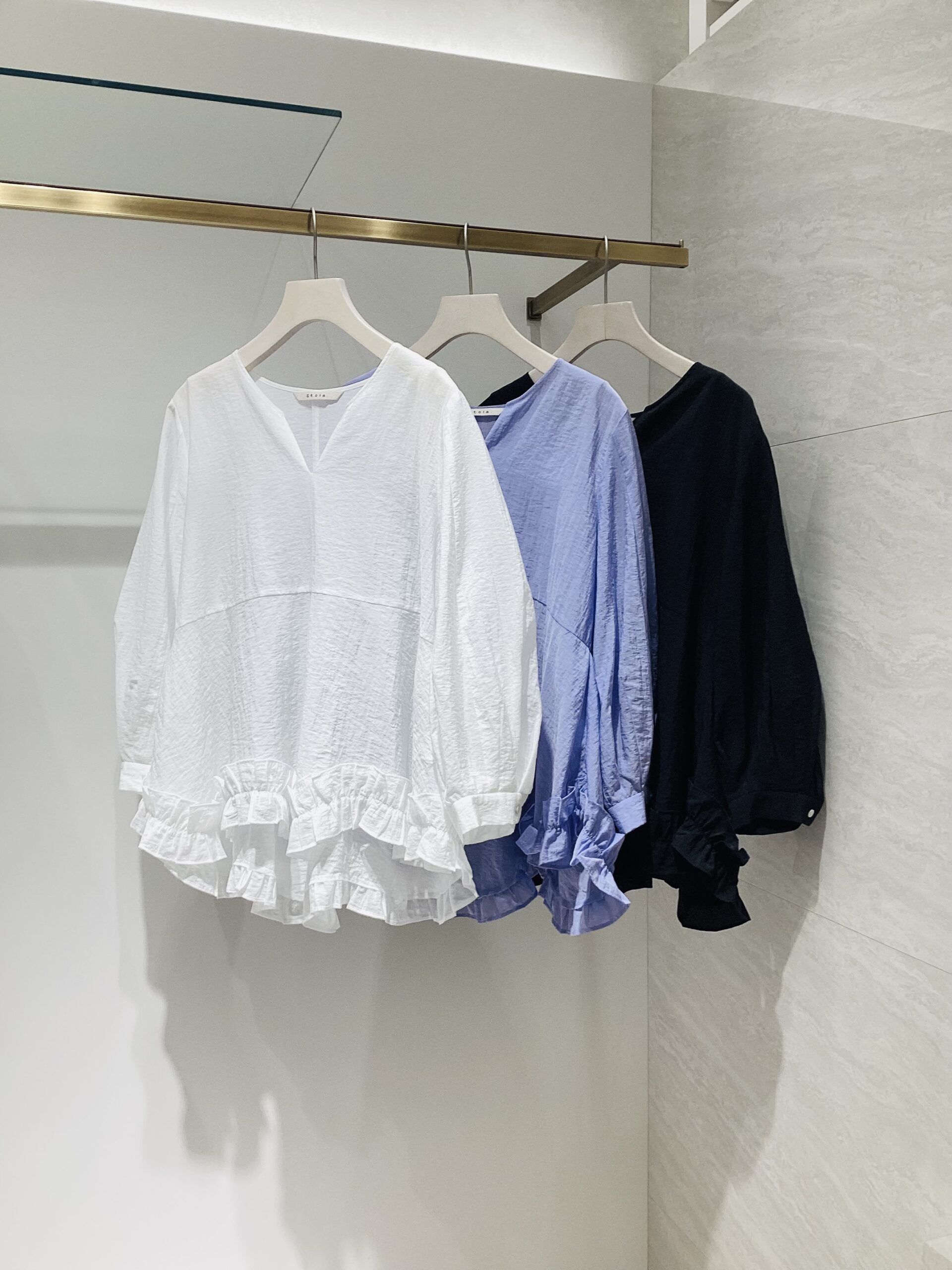 ＊1着で着映え、華やかトップスのご紹介＊