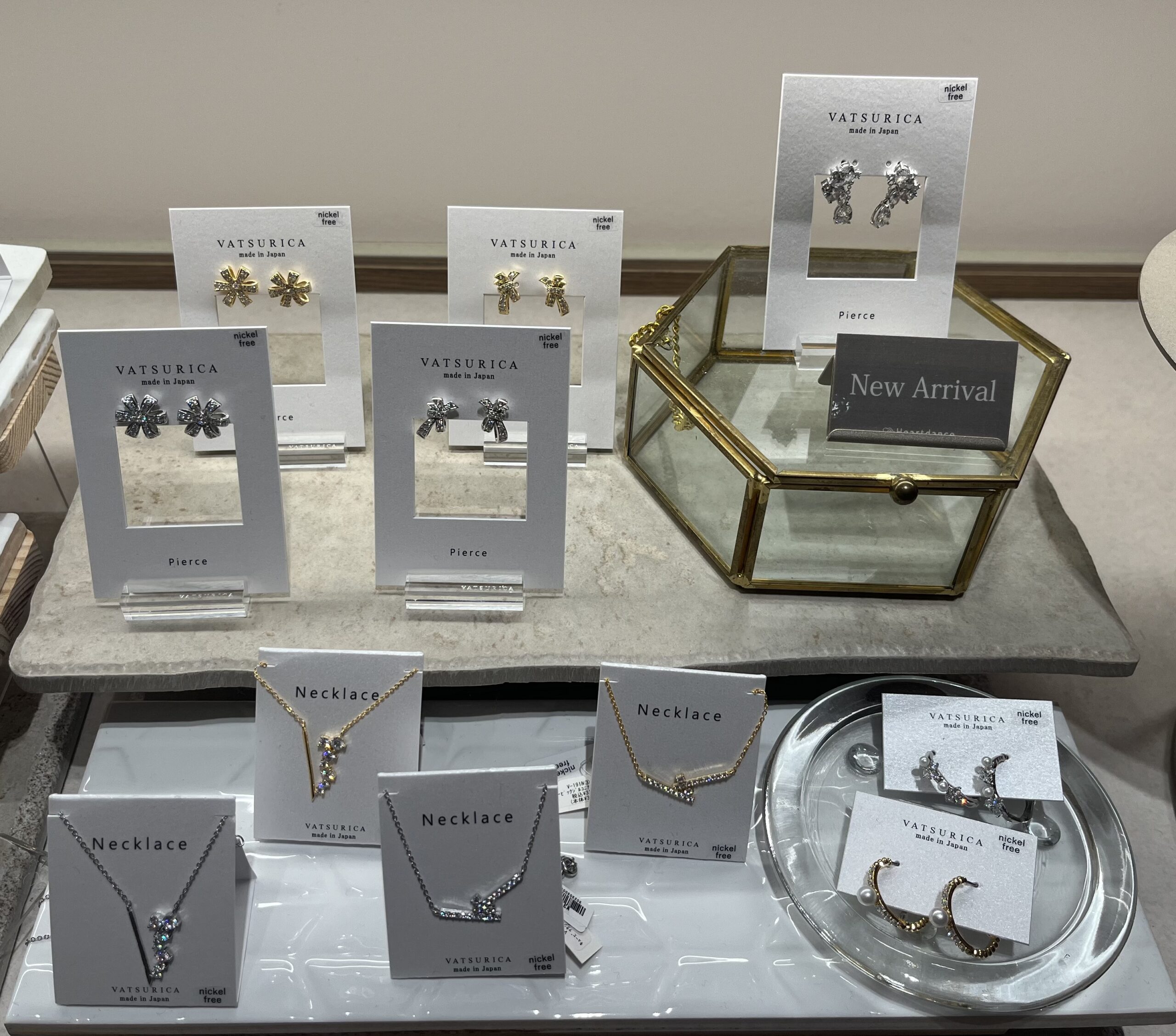 【新作】キュービックジルコニアピアス