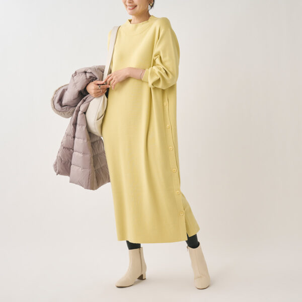 サイドボタンがアクセント！1枚でスッキリ着こなす優秀ニットワンピース