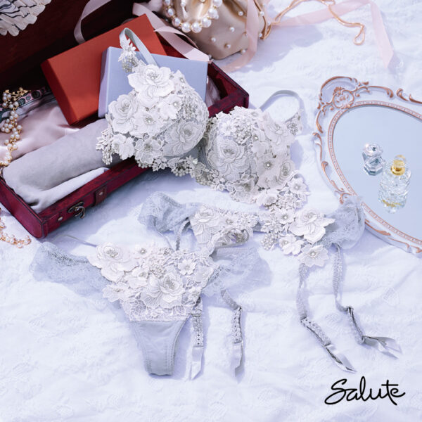 【ご予約受付中】サルートご予約限定コレクション