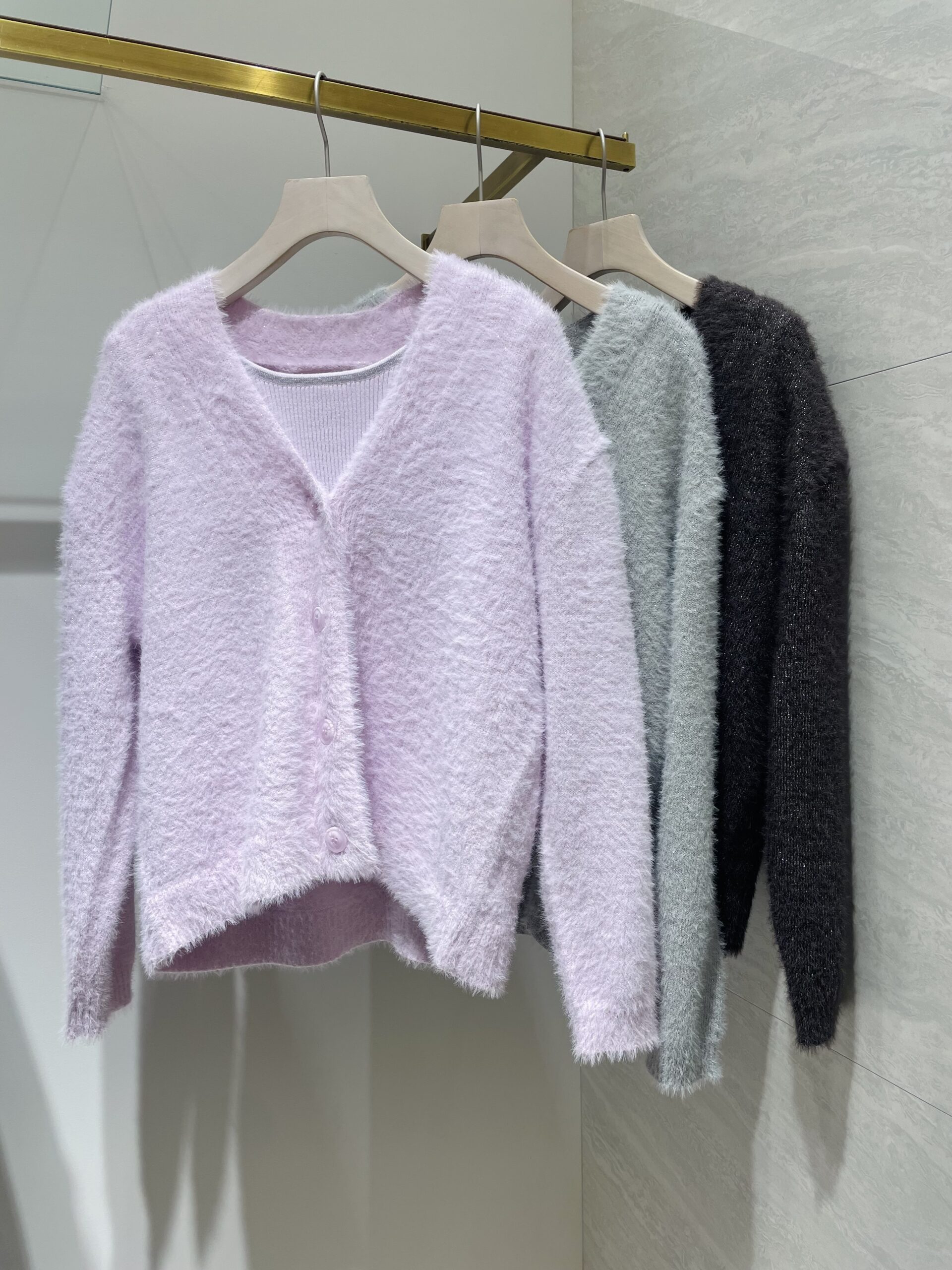 Stola.大人かわいいニットアンサンブルのご紹介