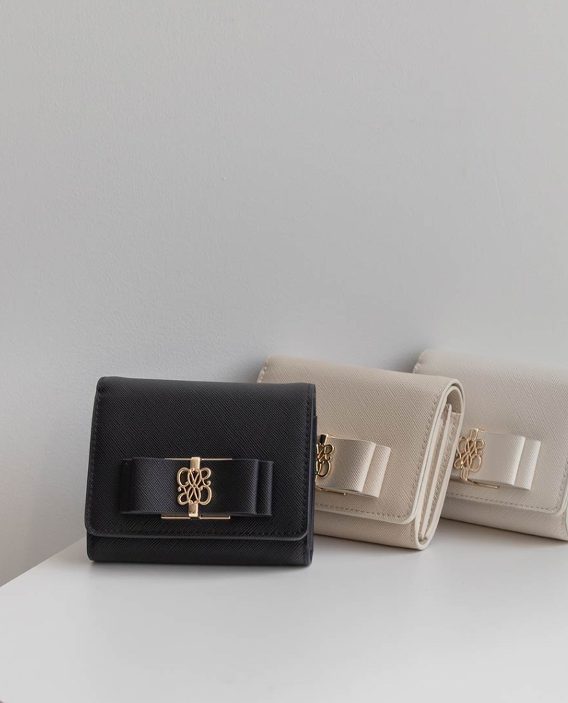 【再入荷】☆モノグラムリボン二つ折りウォレット