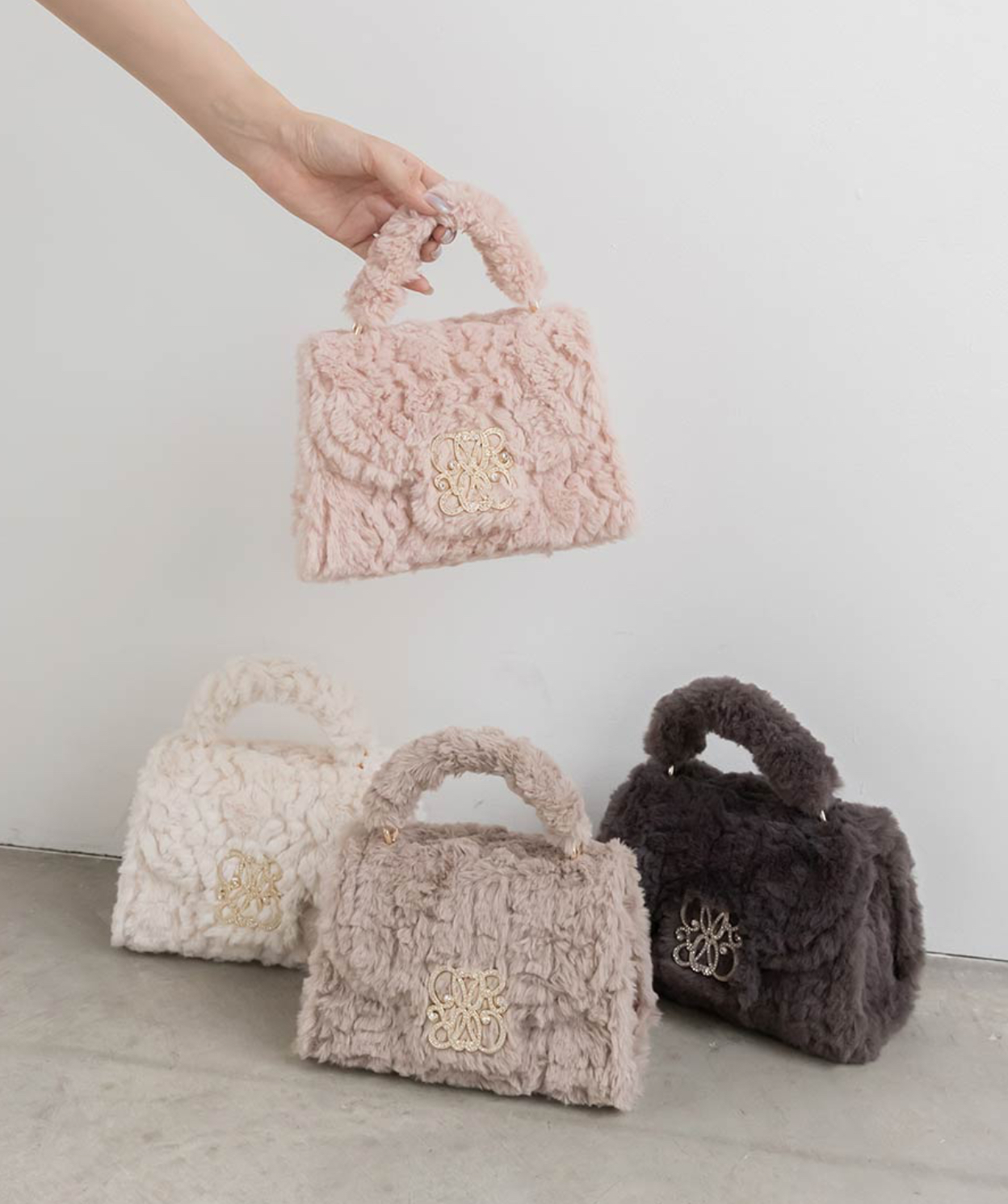 2WAY☆モノグラムショルダーファーバッグ