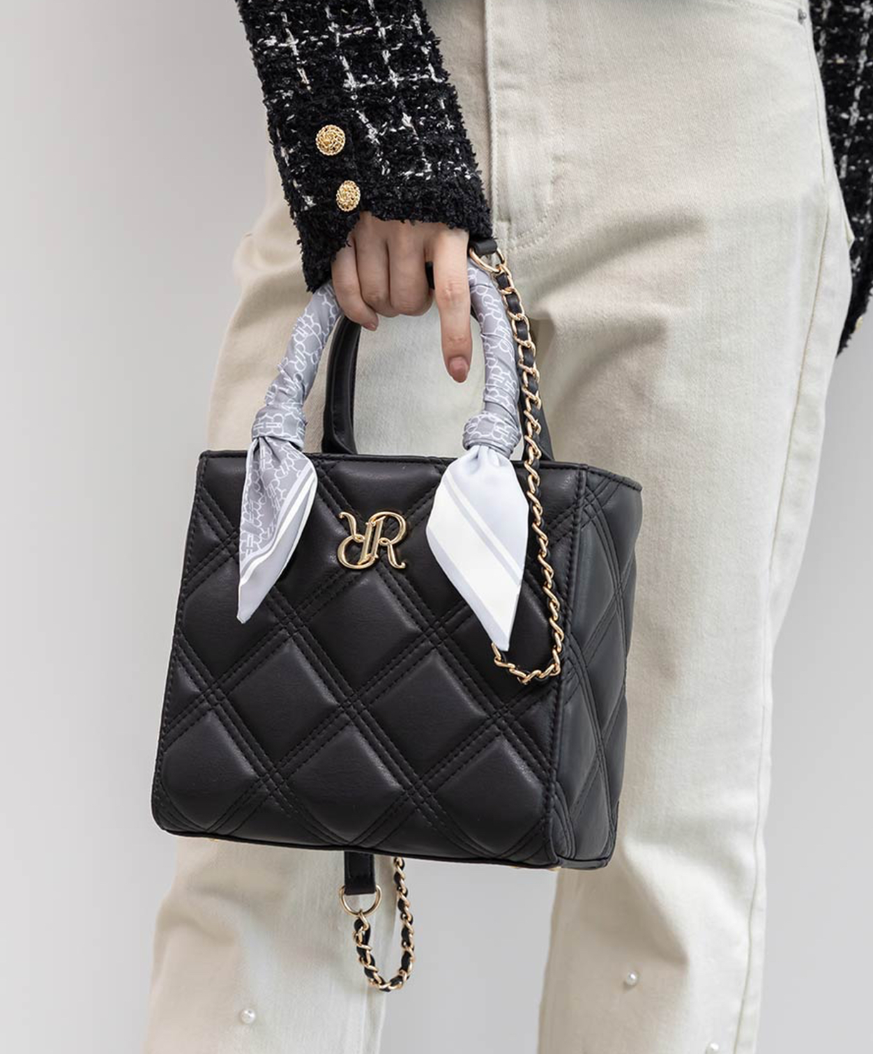 2WAY☆モノグラムスカーフキルティングハンドバッグ