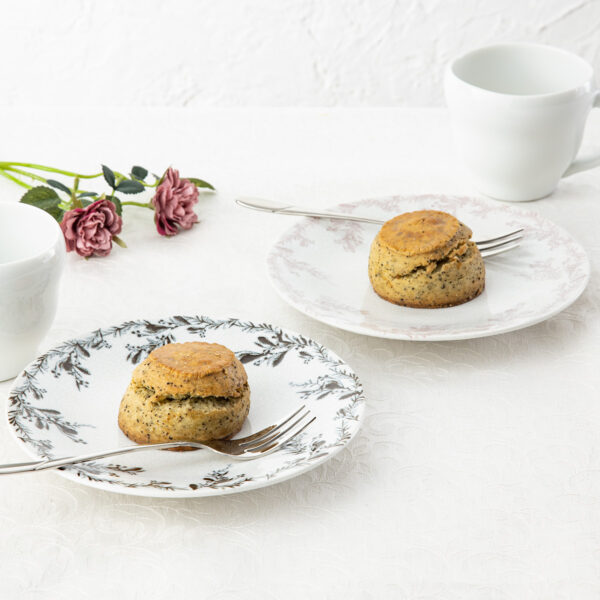 クリスマスの食卓を彩る！アンティーク調の美濃焼シリーズ