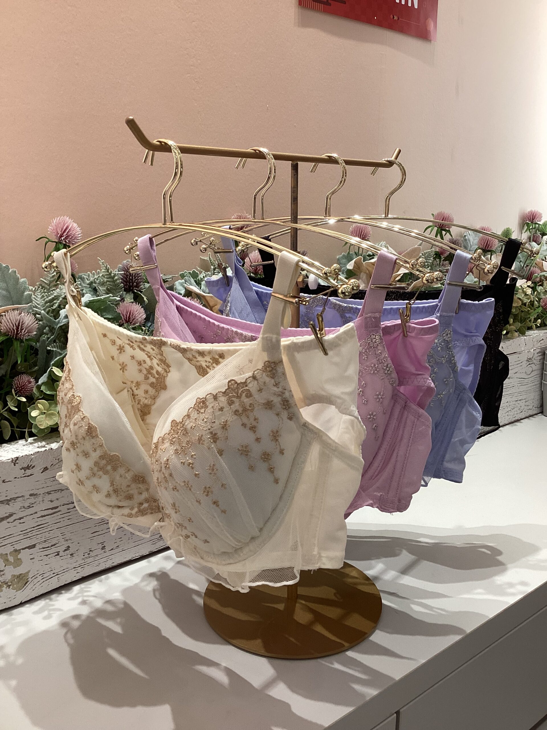 ♡Daily AMOSTYLE♡デコルテビューティブラ入荷