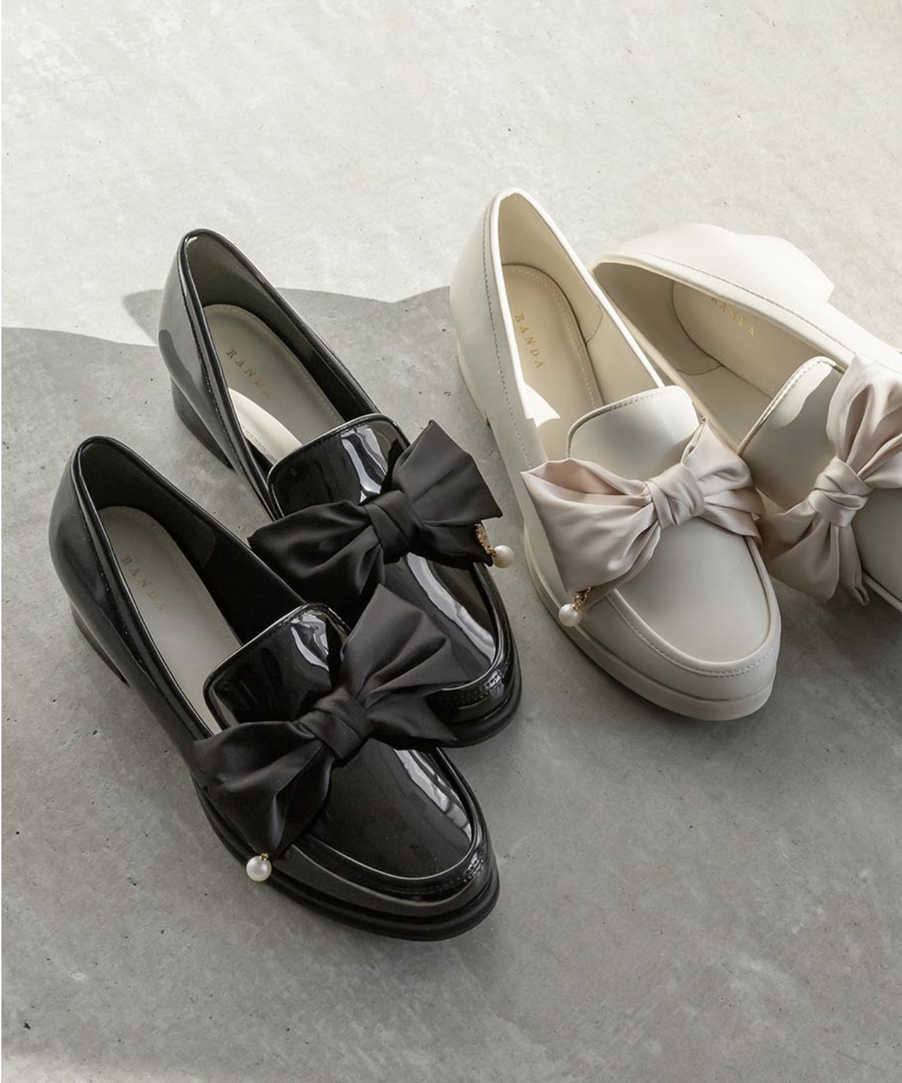 パールチャームサテンリボンローファー　