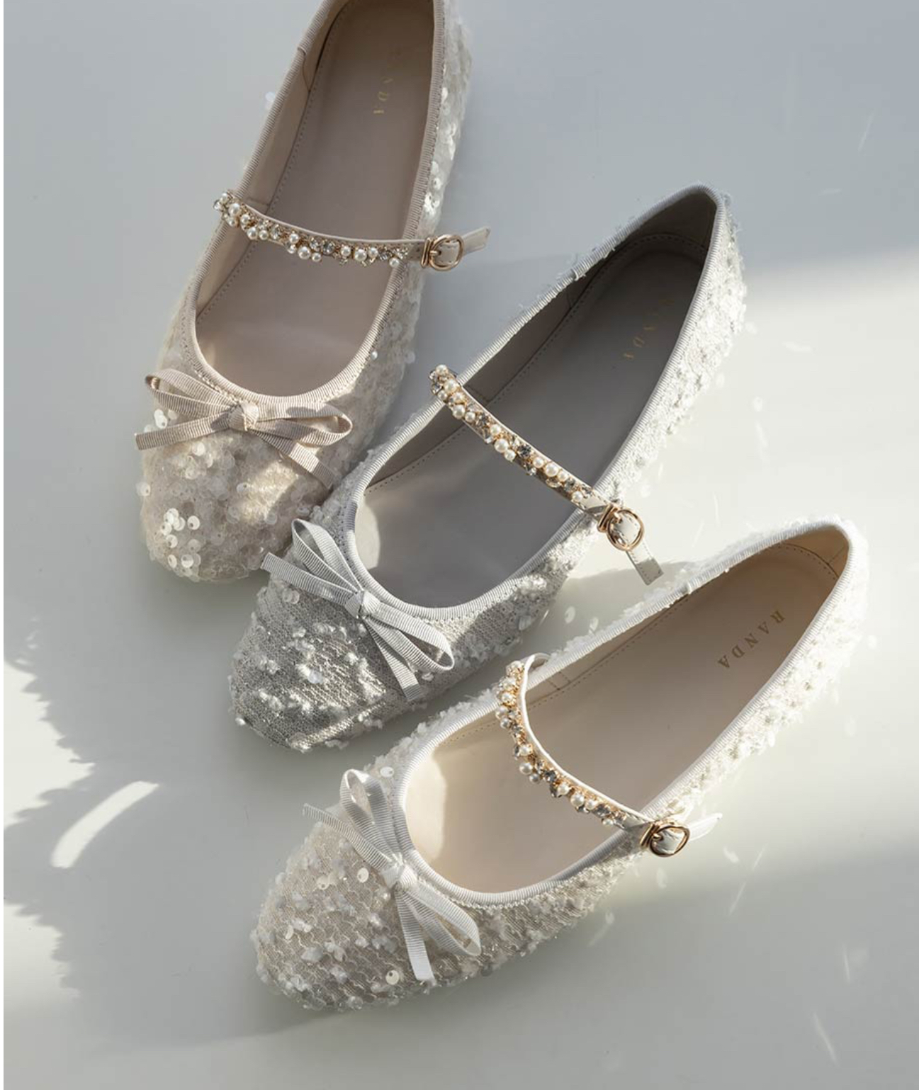 ビジューストラップバレエシューズ