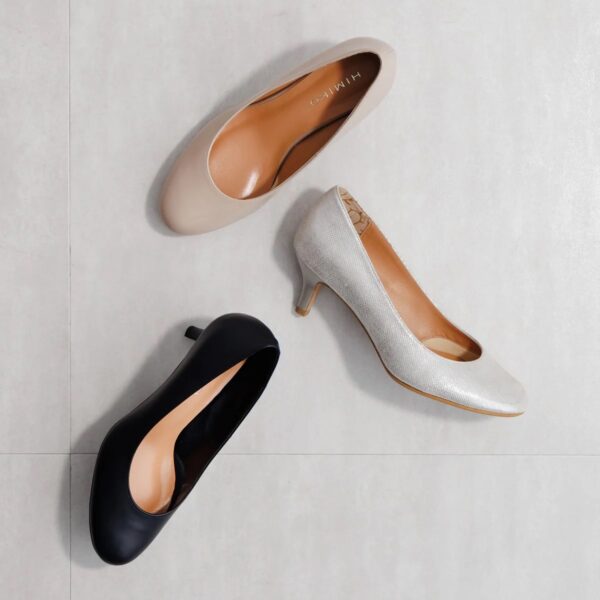 オケージョンシーンにおすすめパンプス