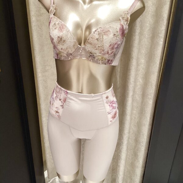 【人気】ハグするブラ新色♪