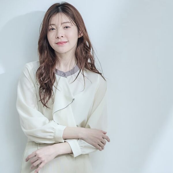 ♢12♢【手間要らず】配色フリルデザインシャツブラウス