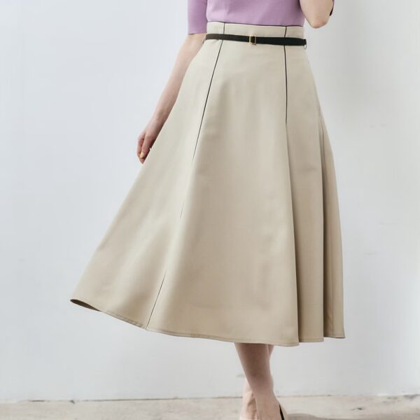 ♢12♢【大人気アイテム】美シルエットなパイピングフレアスカート