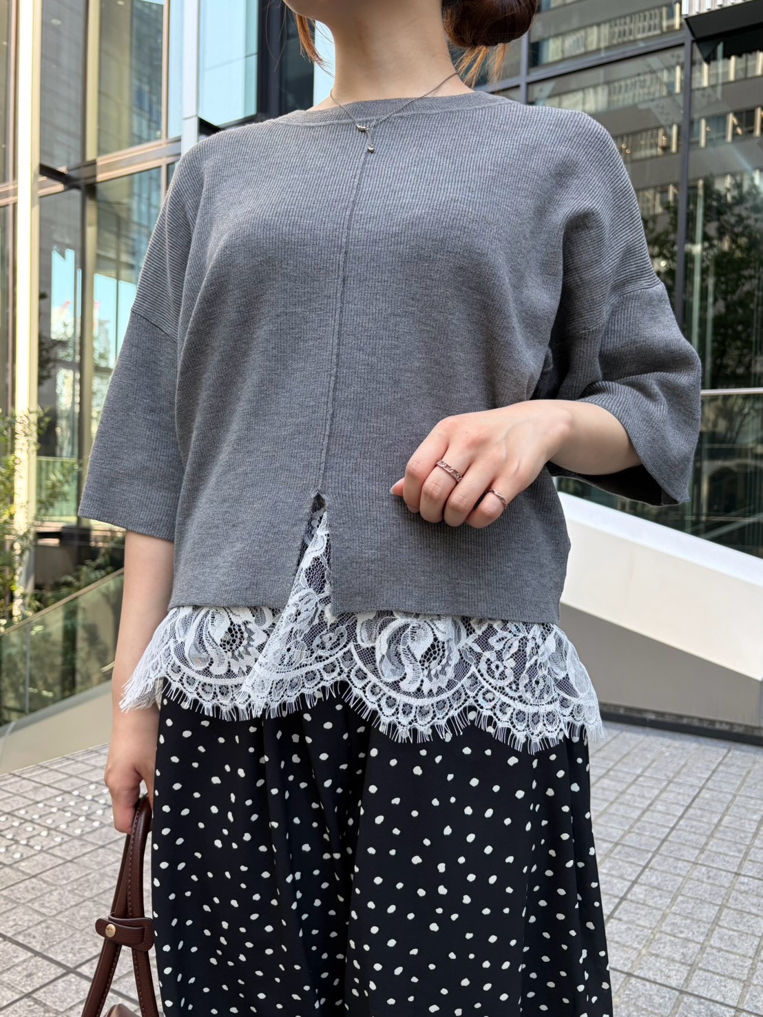 【一枚で華やかコーデ完成◎】レースドッキングニット
